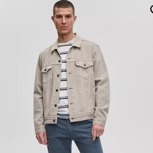 Levi's Relaxed Fit Trucker Jacket Size Medium EUC Unisex